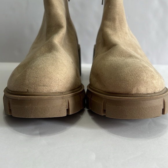 MADDEN NYC LIGHT BROWN CHELSEA STYLE BOOT SIZE 11 - Picture 2 of 10